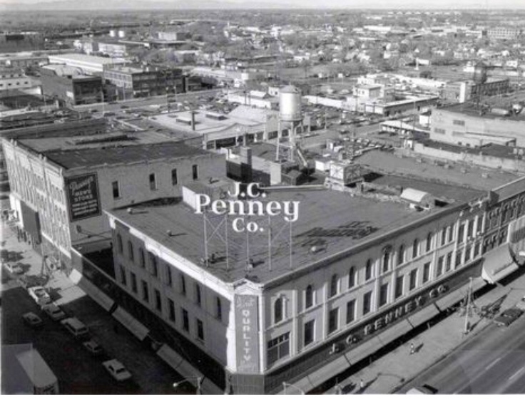 JCPenney, Stamford Town Center, Stamford, CT, circa 1982. Photo courtesy  the JCPenney Archives : r/80sdesign
